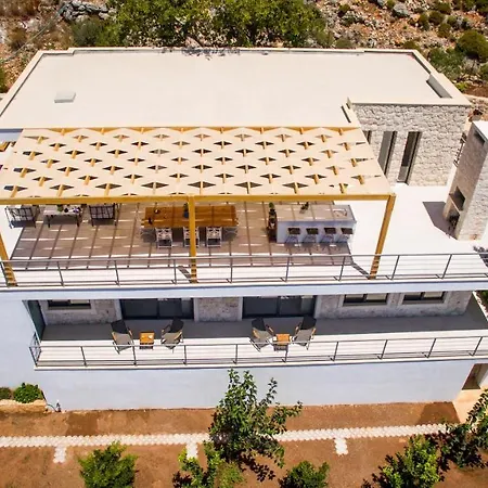 Pastoral Villa *